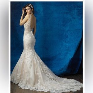 Allure Bridal Wedding Dress Excellent Condition